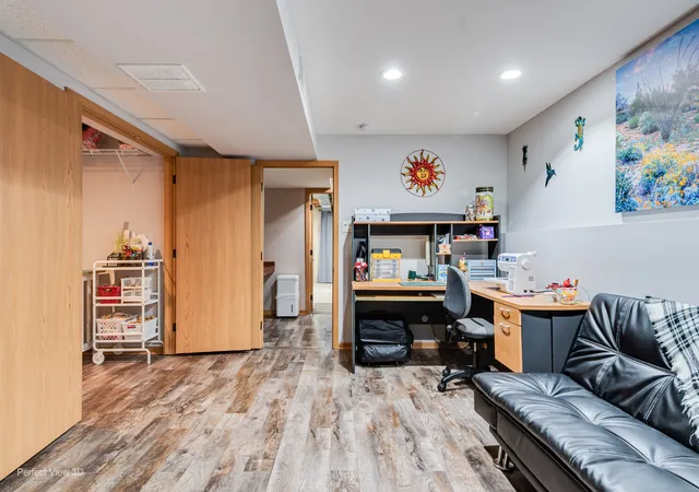 Photo 22 of Single family home for sale at 1923 Cumberland Dr, Plainfield, IL 60586 | MLS# 12789372 | Listing updated on 2026-10-22