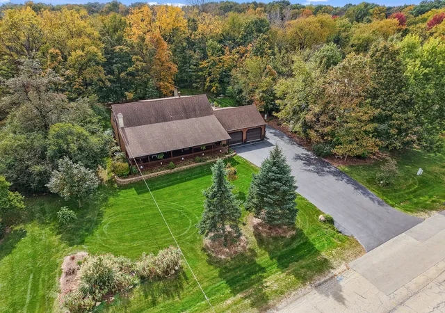 Photo 1 of Single family home for sale at 11609 Kluth Dr, Mokena, IL 60448 | MLS# 12789394 | Listing updated on 2026-10-28