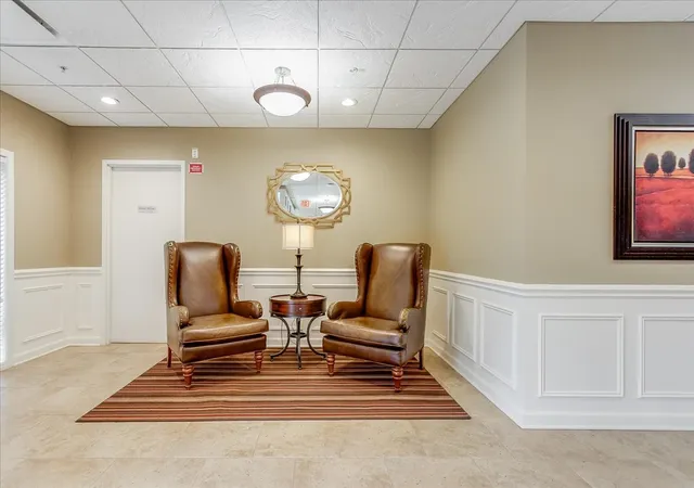 Photo 2 of Condo for sale at 819 Graceland Ave #406, Des Plaines, IL 60016 | MLS# 12789405 | Listing updated on 2026-10-21