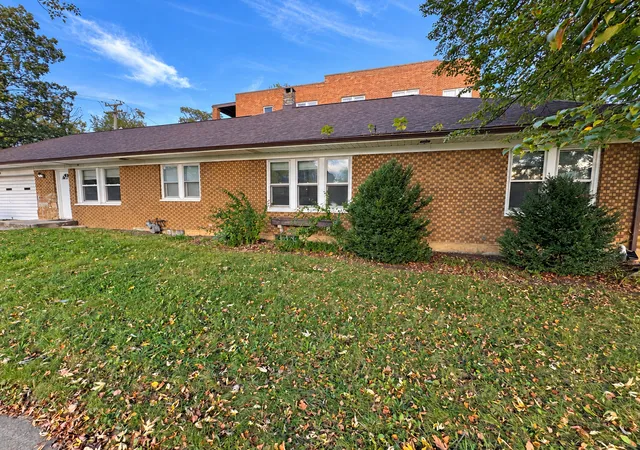 Photo 2 of Single family home for sale at 759 Jasper St, Joliet, IL 60436 | MLS# 12789410 | Listing updated on 2026-10-20