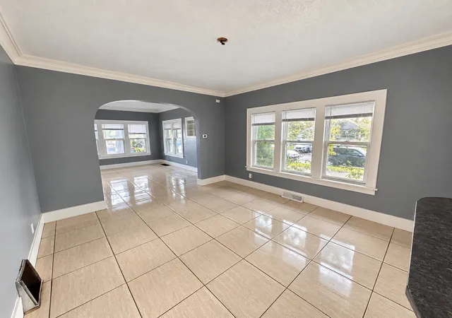 Photo 4 of Single family home for sale at 759 Jasper St, Joliet, IL 60436 | MLS# 12789410 | Listing updated on 2026-10-20