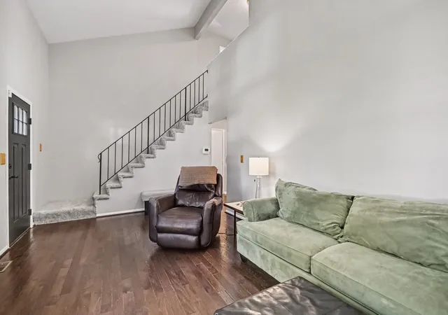 Photo 4 of Single family home for sale at 1134 Crimson Ct, Naperville, IL 60564 | MLS# 12789413 | Listing updated on 2026-10-27