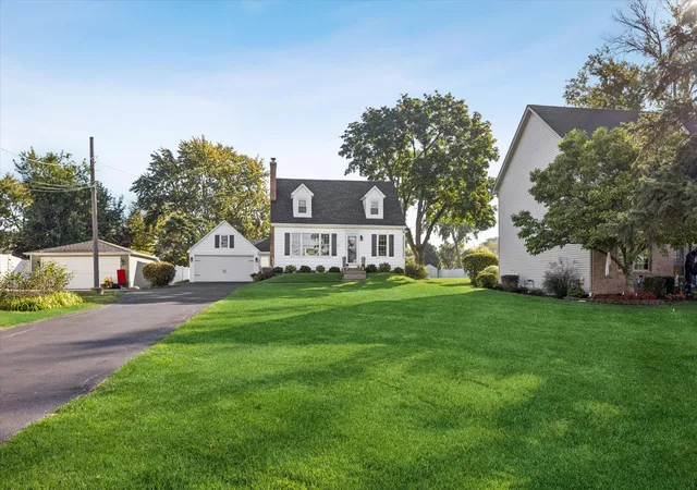 Photo 2 of Single family home for sale at 1121 S Villa Ave, Villa Park, IL 60181 | MLS# 12789422 | Listing updated on 2026-10-22