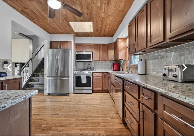 Photo 2 of Single family home for sale at 8740 W 99th Street, Palos Hills, IL 60465 | MLS# 12789428 | Listing updated on 2026-10-21