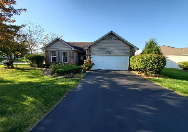 Single family home for sale at 17033 Roosevelt Ave, Lockport, IL 60441 | MLS# 12789431