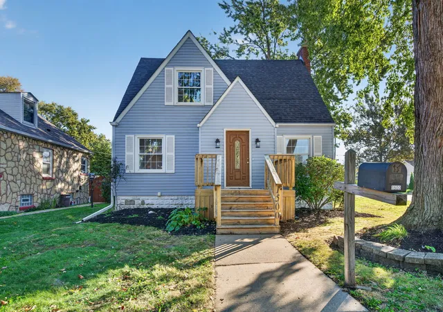 Photo 2 of Single family home for sale at 1500 N William St, Joliet, IL 60435 | MLS# 12789437 | Listing updated on 2026-10-22