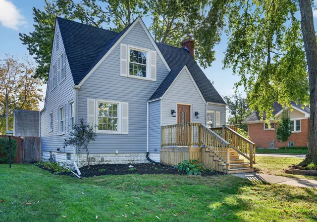 Photo 3 of Single family home for sale at 1500 N William St, Joliet, IL 60435 | MLS# 12789437 | Listing updated on 2026-10-22