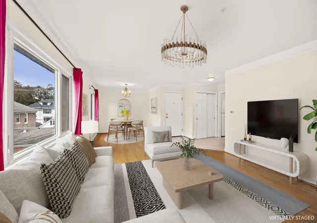 Photo 4 of Condo for sale at 2219 Central St #3A, Evanston, IL 60201 | MLS# 12789444 | Listing updated on 2026-10-22