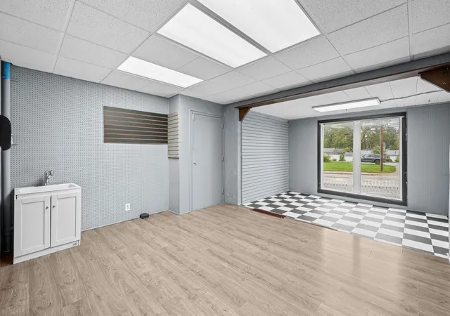 Photo 3 of Single family home for sale at 1559 28 Avenue, Moline, IL 61265 | MLS# 12789453 | Listing updated on 2026-10-21