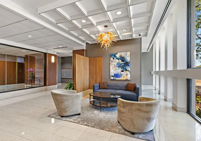 Photo 3 of Condo for sale at 1660 N Lasalle Dr #305, Chicago, IL 60614 | MLS# 12789455 | Listing updated on 2026-10-21