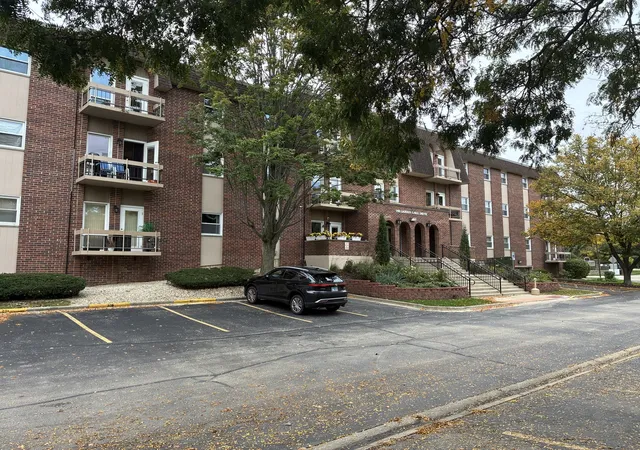 Photo 1 of Condo for sale at 1501 Darien Lake Dr #307, Darien, IL 60561 | MLS# 12789460 | Listing updated on 2026-10-27