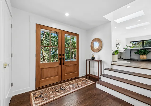 Photo 2 of Single family home for sale at 2419 Lake Ave, Wilmette, IL 60091 | MLS# 12789463 | Listing updated on 2026-10-29