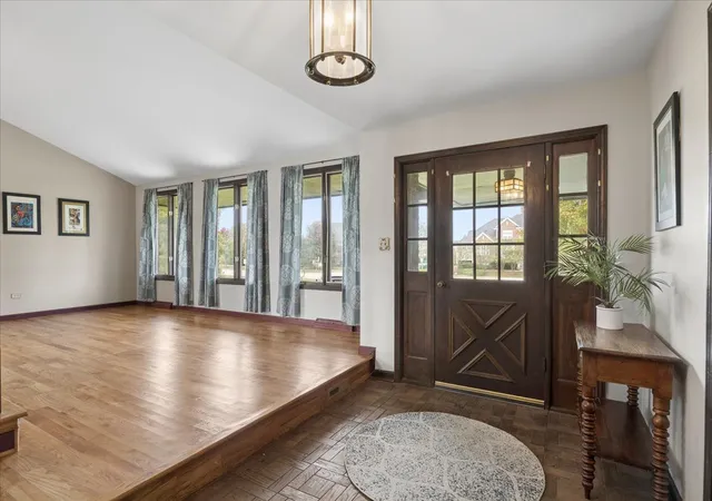 Photo 3 of Single family home for sale at 16724 W 127th Street, Lemont, IL 60439 | MLS# 12789506 | Listing updated on 2026-10-22