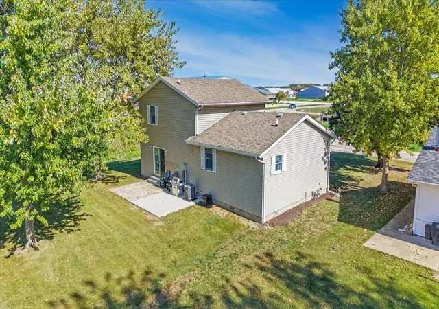 Photo 2 of Single family home for sale at 718 N Leona Ln, Forrest, IL 61741 | MLS# 12789530 | Listing updated on 2026-10-28