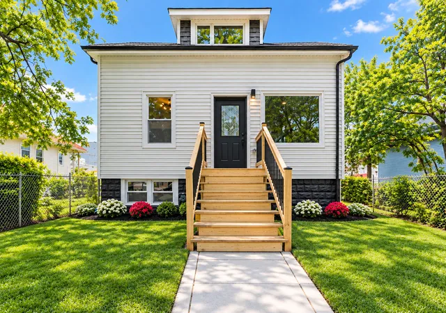 Photo 1 of Single family home for sale at 5424 W 30th Place, Cicero, IL 60804 | MLS# 12789536 | Listing updated on 2026-10-22