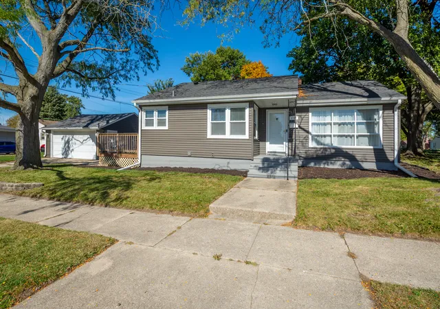 Photo 1 of Single family home for sale at 4706 65th Street, Kenosha, WI 53142 | MLS# 12789556 | Listing updated on 2026-10-22