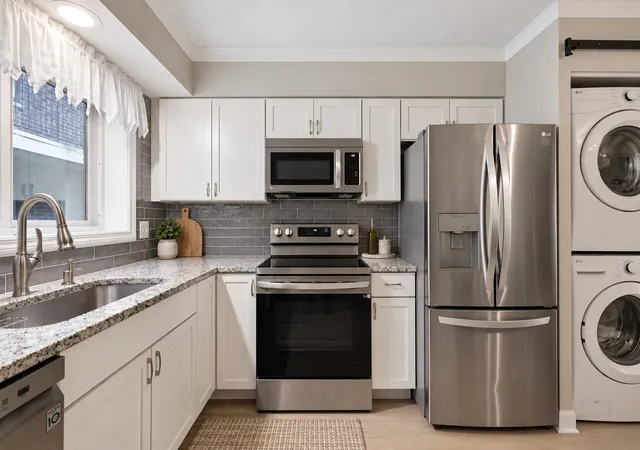 Photo 4 of Condo for sale at 962 N Rohlwing Rd #101B, Addison, IL 60101 | MLS# 12789565 | Listing updated on 2026-10-29