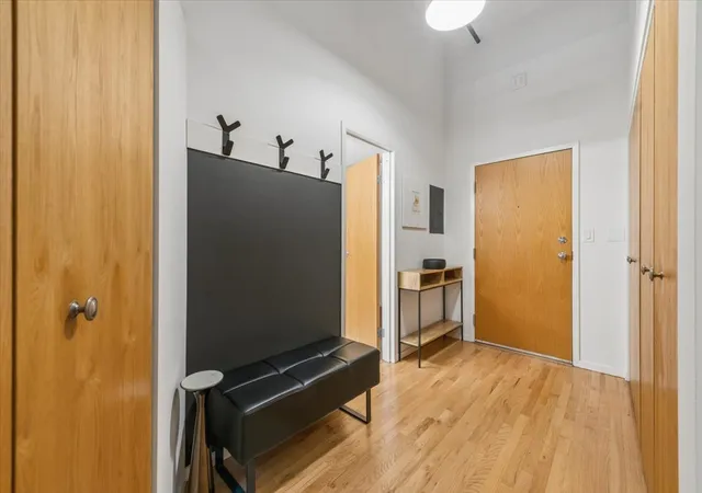 Photo 2 of Condo for sale at 3151 N Lincoln Ave #318, Chicago, IL 60657 | MLS# 12789567 | Listing updated on 2026-10-29