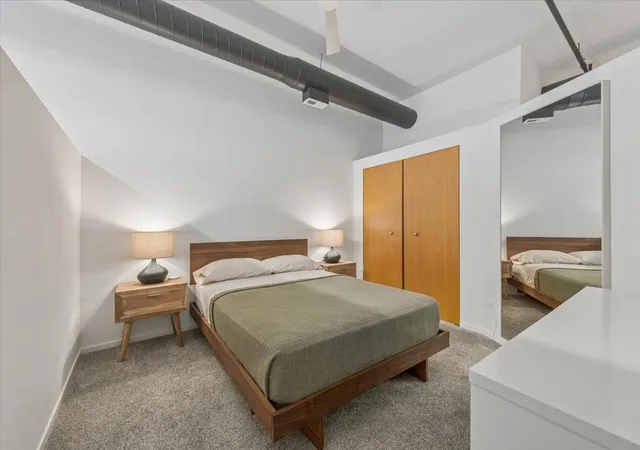 Photo 4 of Condo for sale at 3151 N Lincoln Ave #318, Chicago, IL 60657 | MLS# 12789567 | Listing updated on 2026-10-29