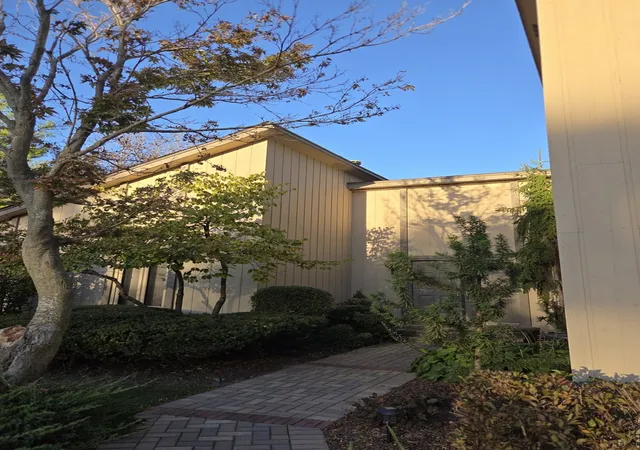 Photo 3 of Sale Pending at 5099 Whittier Ln, Rockford, IL 61114 | MLS# 12789576 | Listing updated on 2026-10-21
