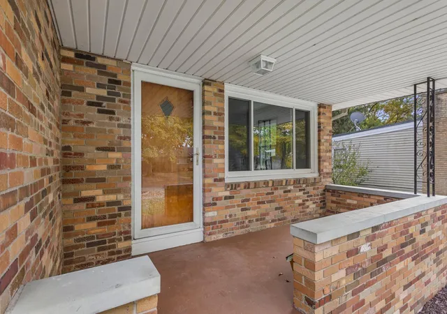 Photo 3 of Single family home for sale at 310 S Garfield Ave, Champaign, IL 61821 | MLS# 12789593 | Listing updated on 2026-10-28