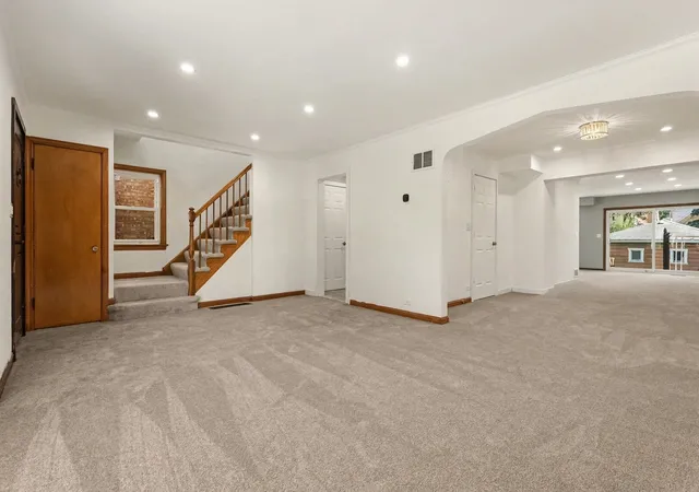 Photo 3 of Single family home for sale at 6155 N Meade Ave, Chicago, IL 60646 | MLS# 12789608 | Listing updated on 2026-10-21