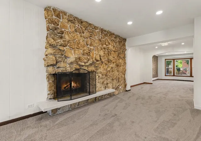 Photo 3 of Single family home for sale at 6155 N Meade Ave, Chicago, IL 60646 | MLS# 12789608 | Listing updated on 2026-10-21