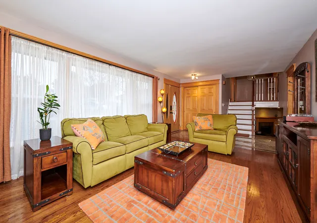 Photo 2 of Single family home for sale at 1916 N Spruce Ter, Arlington Heights, IL 60004 | MLS# 12789616 | Listing updated on 2026-10-22