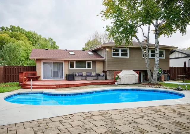 Photo 37 of Single family home for sale at 1916 N Spruce Ter, Arlington Heights, IL 60004 | MLS# 12789616 | Listing updated on 2026-10-22