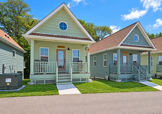 Photo 1 of Single family home for sale at 100 Great Loop Dr, Ottawa, IL 61350 | MLS# 12789630 | Listing updated on 2026-10-27