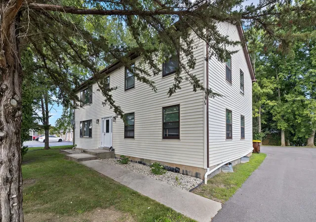 Photo 1 of House for sale at 479 Eisenhower St, Marengo, IL 60152 | MLS# 12789633 | Listing updated on 2026-10-22