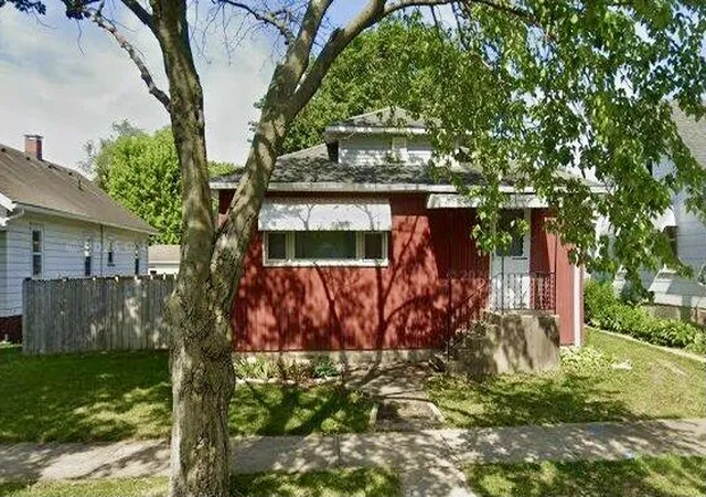 Photo 1 of Single family home for sale at 216 Union St, Depue, IL 61322 | MLS# 12789653 | Listing updated on 2026-10-20