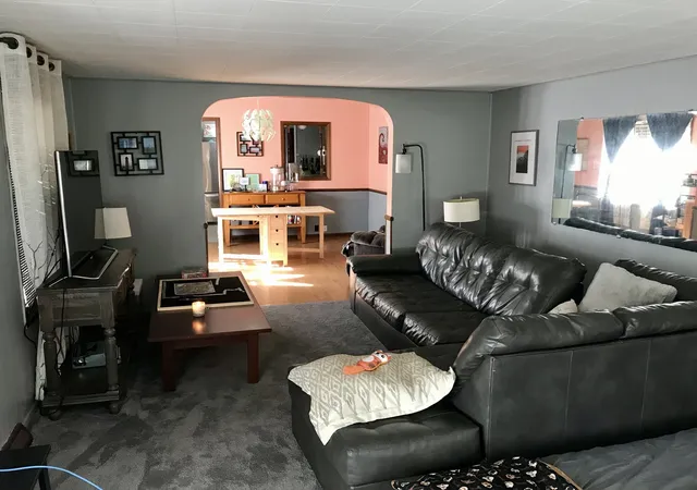 Photo 2 of Single family home for sale at 216 Union St, Depue, IL 61322 | MLS# 12789653 | Listing updated on 2026-10-20