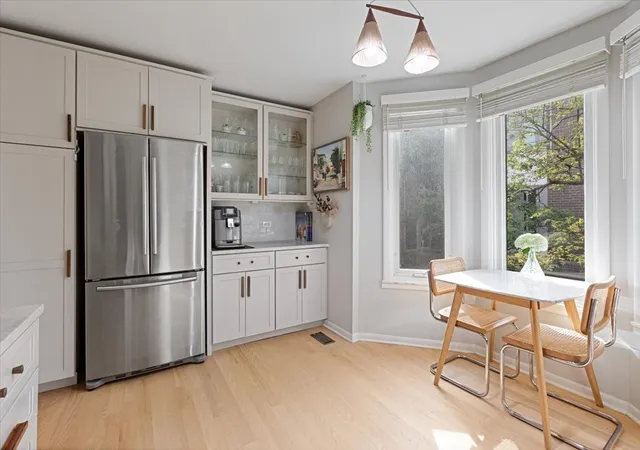 Photo 4 of Townhouse for sale at 1828 N Dayton St, Chicago, IL 60614 | MLS# 12789660 | Listing updated on 2026-10-21