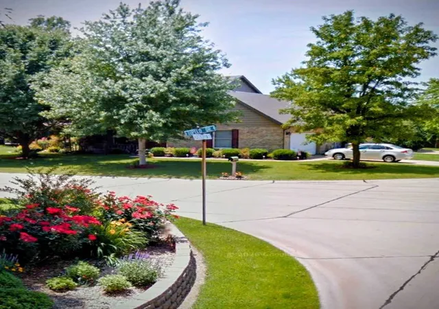 Photo 2 of Land for sale at 516 Springwood Dr, Belleville, IL 62220 | MLS# 12789665 | Listing updated on 2026-10-22