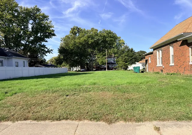 Photo 1 of Sale Pending at 1008 N Bloomington St, Streator, IL 61364 | MLS# 12789673 | Listing updated on 2026-10-24