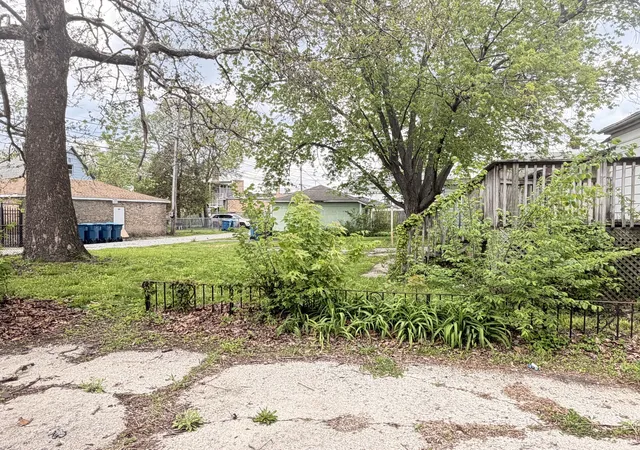 Photo 1 of Single family home for sale at 600 Ingraham Ave, Calumet City, IL 60409 | MLS# 12789680 | Listing updated on 2026-10-21