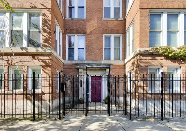 Condo for sale at 4716 S Ingleside Ave #1N, Chicago, IL 60615 | MLS# 12789684