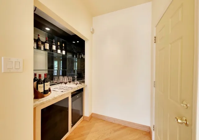 Photo 3 of Condo for sale at 4716 S Ingleside Ave #1N, Chicago, IL 60615 | MLS# 12789684 | Listing updated on 2026-10-29