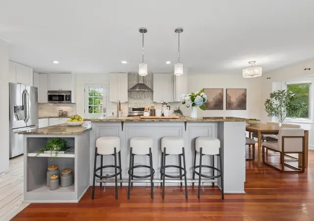 Photo 3 of Single family home for sale at 301 Kilpatrick Ave, Wilmette, IL 60091 | MLS# 12789705 | Listing updated on 2026-10-21