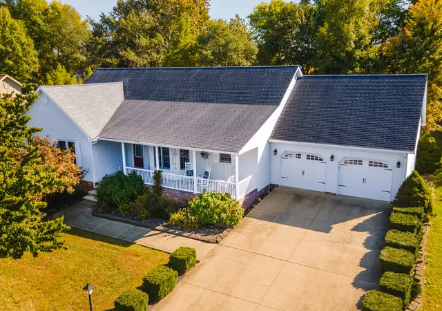 Single family home for sale at 2705 Hickory Ln, Marion, IL 62959 | MLS# 12789742