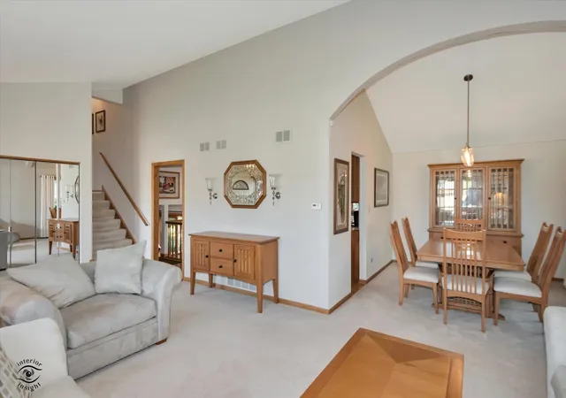 Photo 4 of Single family home for sale at 9211 Frances Ln, Orland Park, IL 60462 | MLS# 12789752 | Listing updated on 2026-10-29