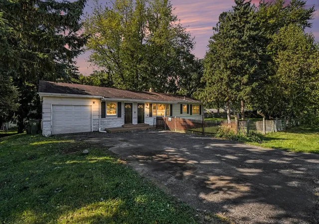 Photo 2 of Single family home for sale at 36w155 Weld Rd, Elgin, IL 60123 | MLS# 12789768 | Listing updated on 2026-10-22
