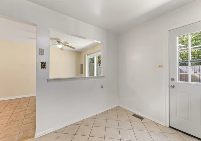 Photo 3 of House for sale at 9406 Meadow Ln, Des Plaines, IL 60016 | MLS# 12789780 | Listing updated on 2026-10-29