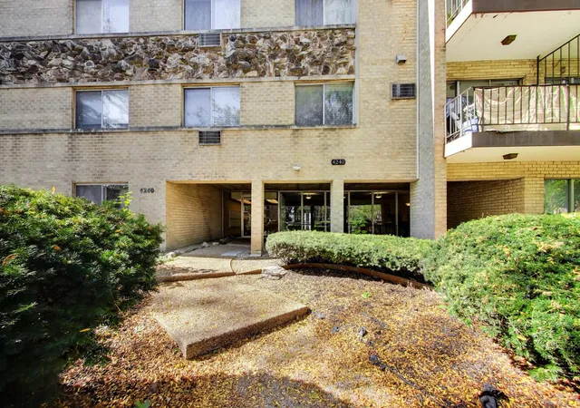 Listing Photo 4 - Condo for sale in building located at 4240 N Keystone Ave, Chicago, IL 60641 - Unit #3E