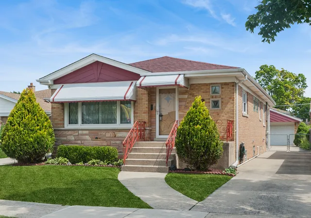 Photo 1 of Single family home for sale at 4525 N Pontiac Ave, Norridge, IL 60706 | MLS# 12789837 | Listing updated on 2026-10-22