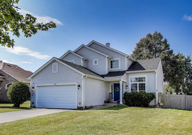 Photo 3 of Single family home for sale at 329 Sundance Dr, Bartlett, IL 60103 | MLS# 12789901 | Listing updated on 2026-10-22