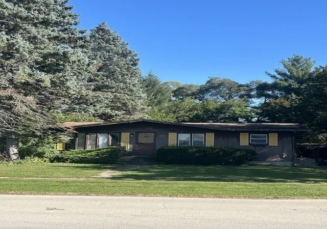 Photo 1 of Sale Pending at 1207 Van Buren St, Belvidere, IL 61008 | MLS# 12789906 | Listing updated on 2026-10-20