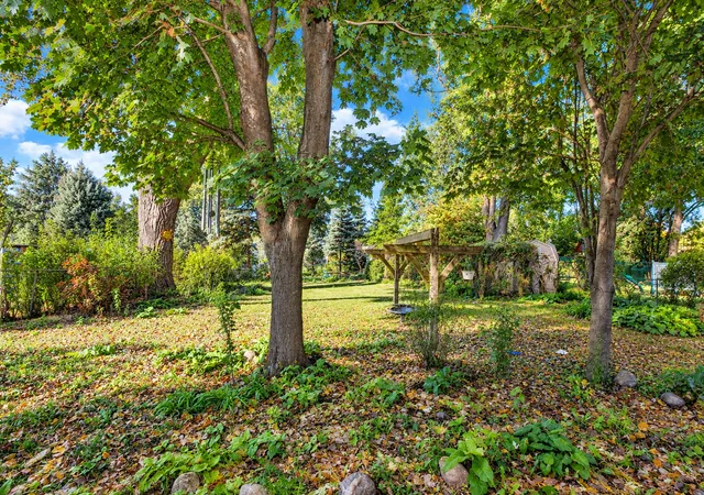Photo 4 of Single family home for sale at 984 Cuyahoga Dr, Bartlett, IL 60103 | MLS# 12789918 | Listing updated on 2026-10-21