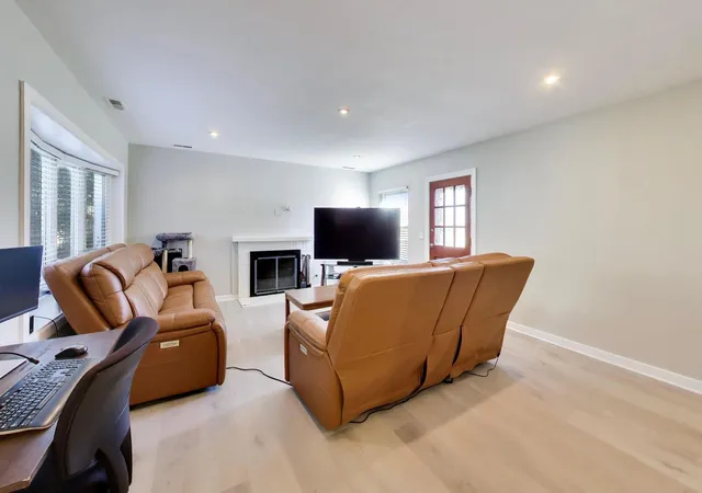 Photo 2 of Single family home for sale at 127 N Illinois Ave, Villa Park, IL 60181 | MLS# 12789919 | Listing updated on 2026-10-21